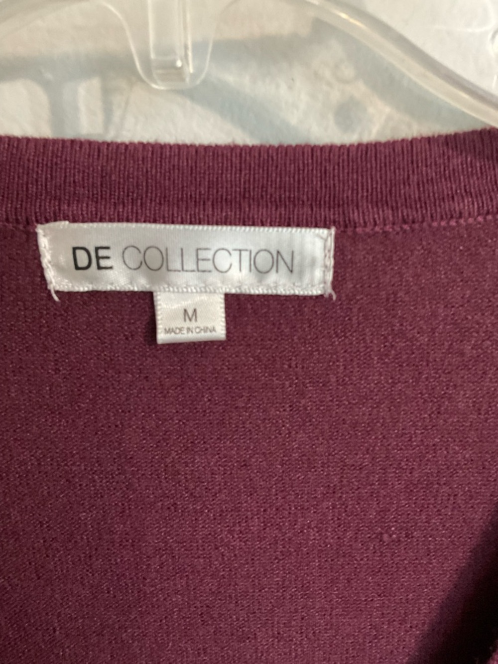 De Collection Plum V-Neck Button Front Long Sleeve Cardigan Medium - Picture 4 of 7